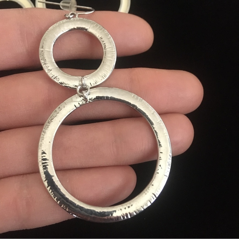 Cream and Silver Tone Double Hoop Earrings - Picture 2 of 7
